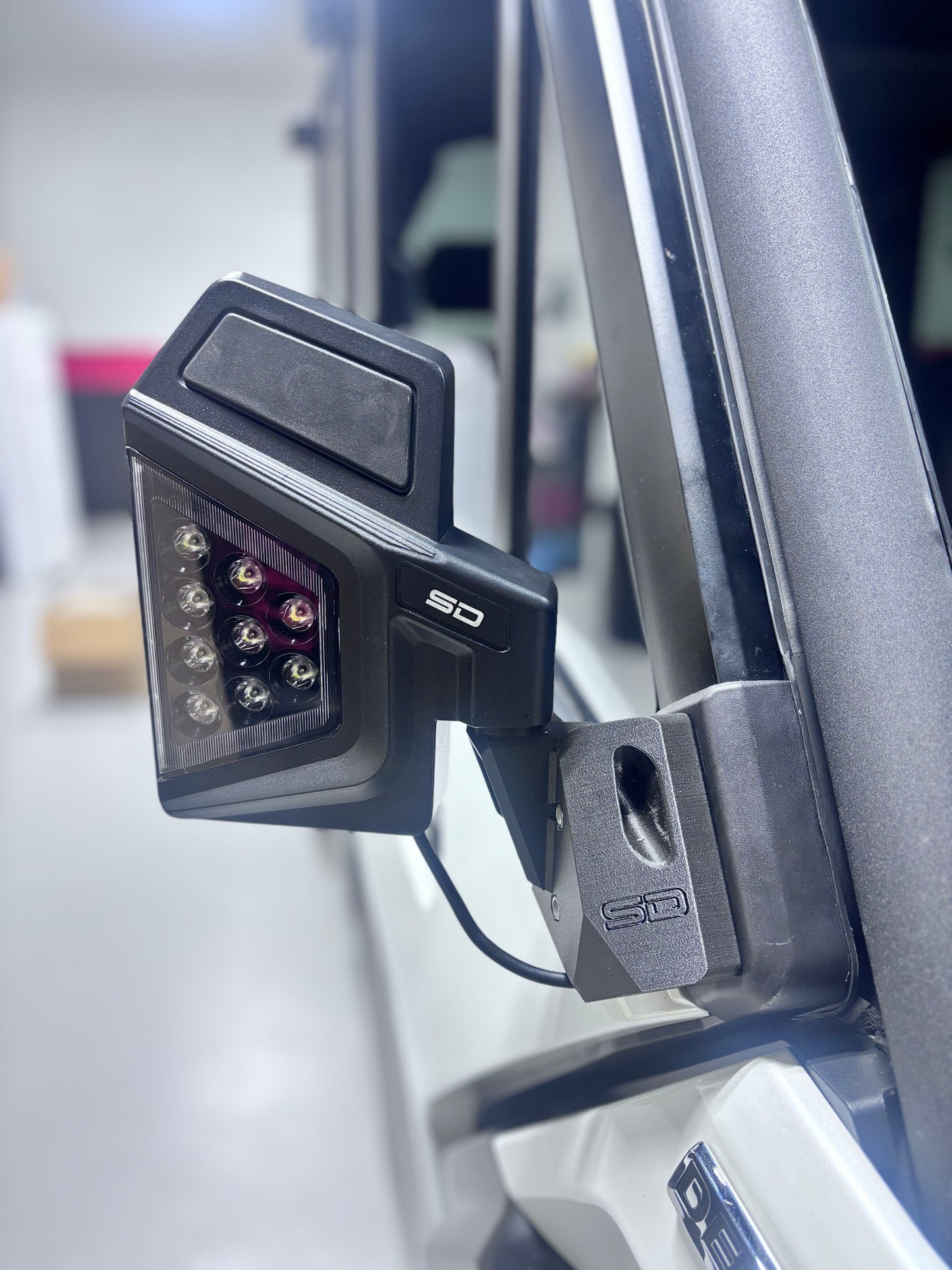 SD M-16 LIGHTED MIRROR *** BACK IN STOCK ***
