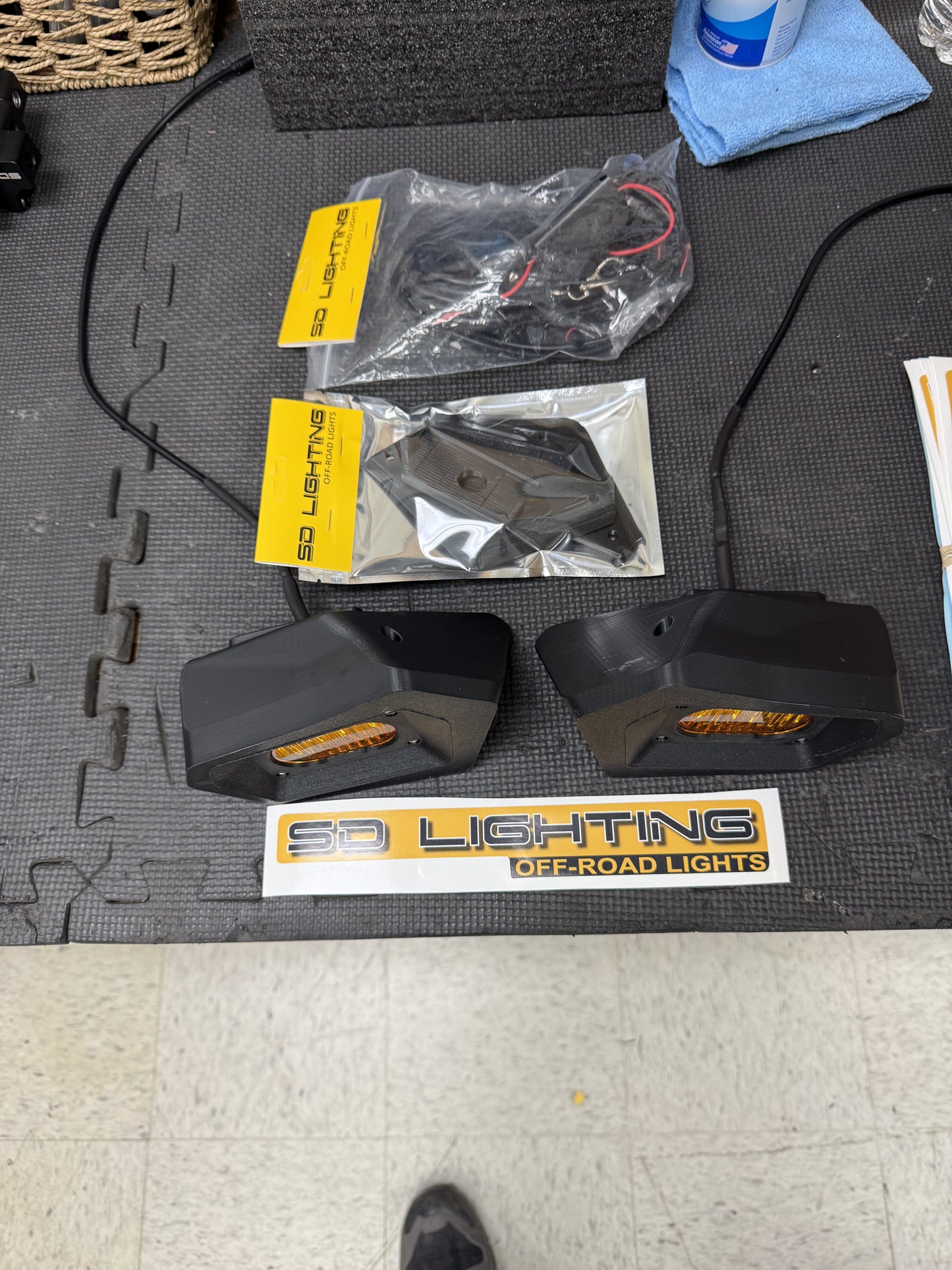 Can Am Mav R Chase Lights Kit WITH HARNESS (SET) (Please Read- IT WILL NOT work with Maverick R Max)