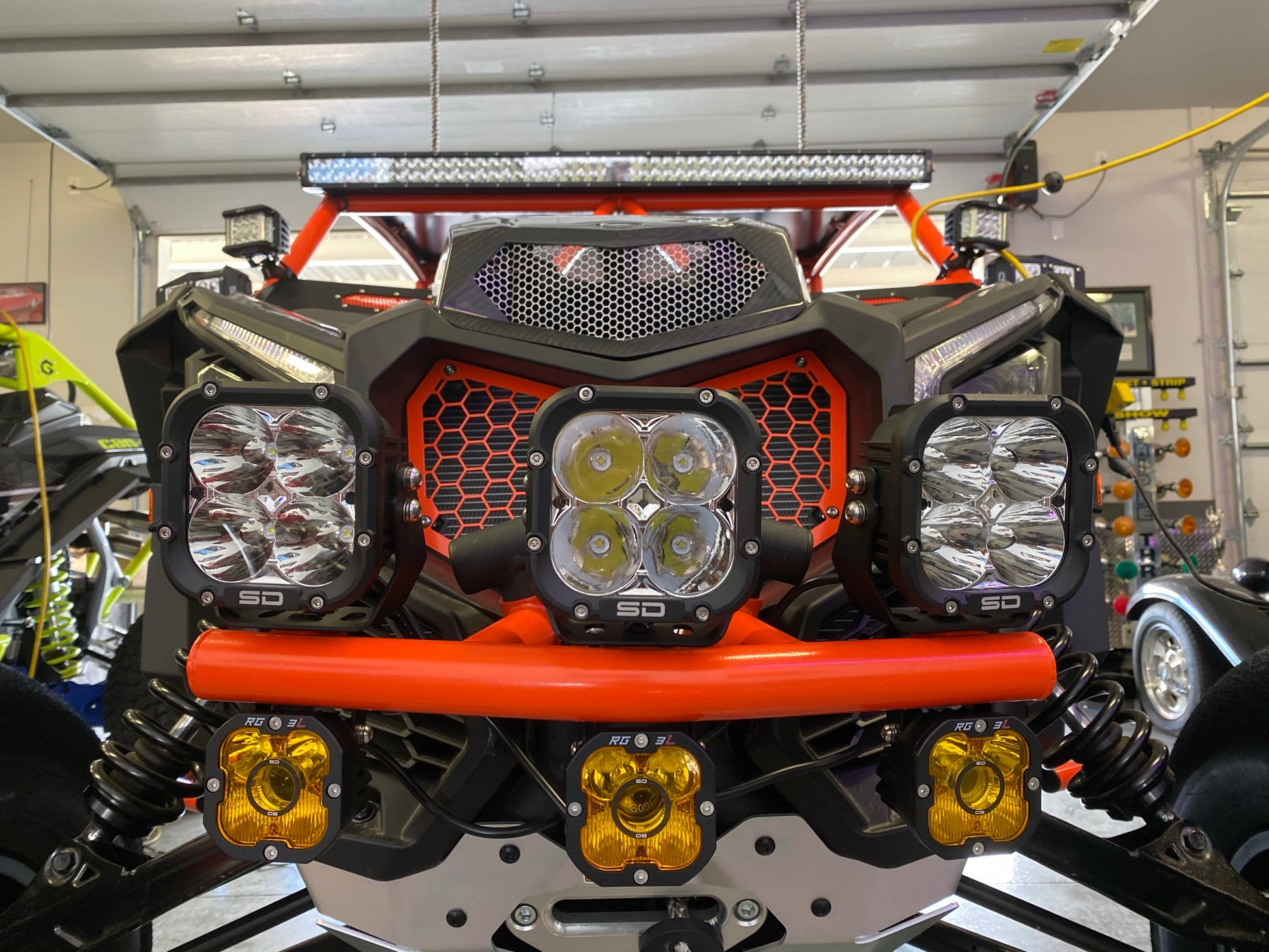 XRC/XMR Bumper with RG-5 Pod Lights {CAN-AM} – SD Lighting