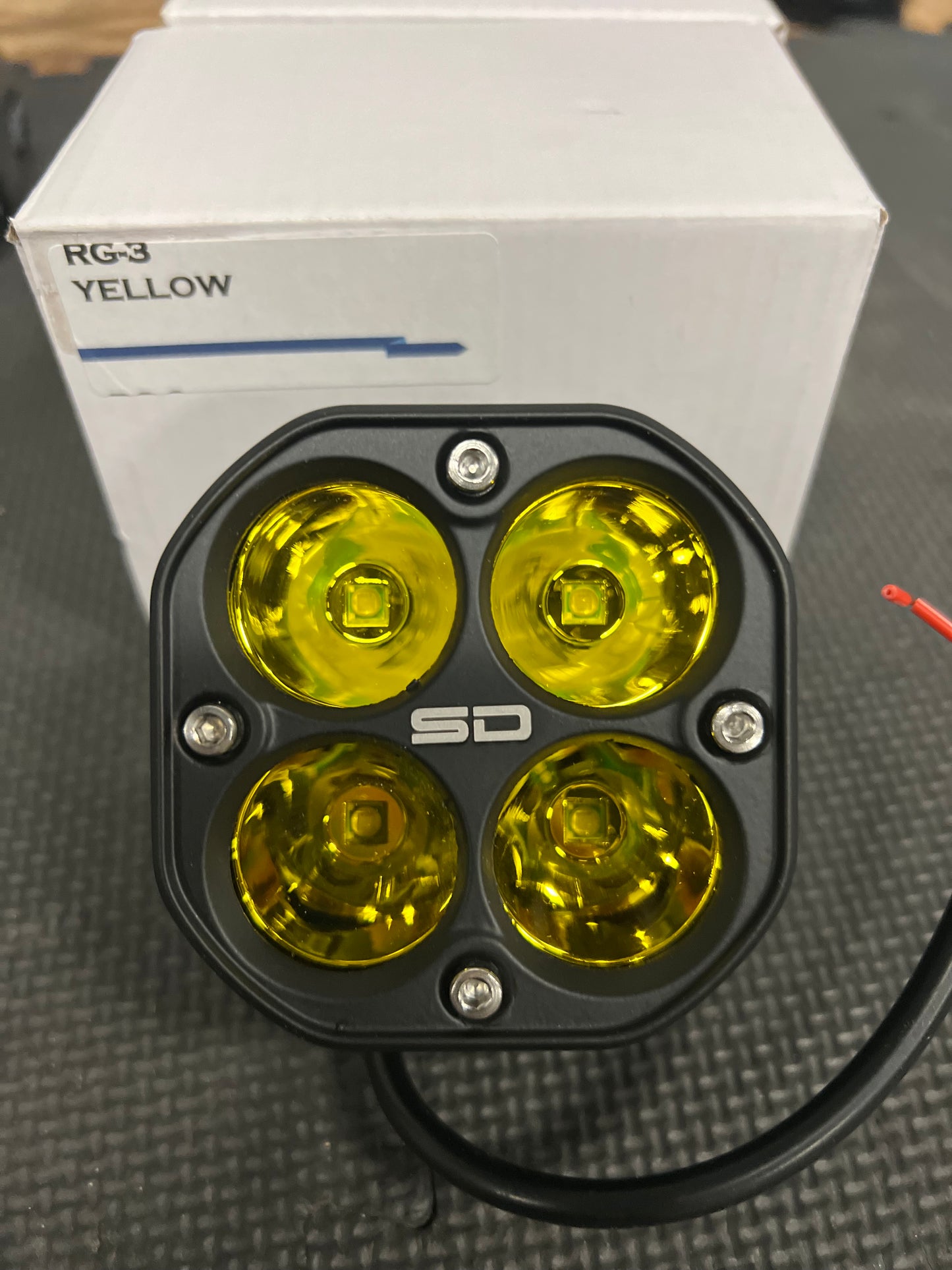 RG-3 NON LASER SPOT/FLOOD LIGHT