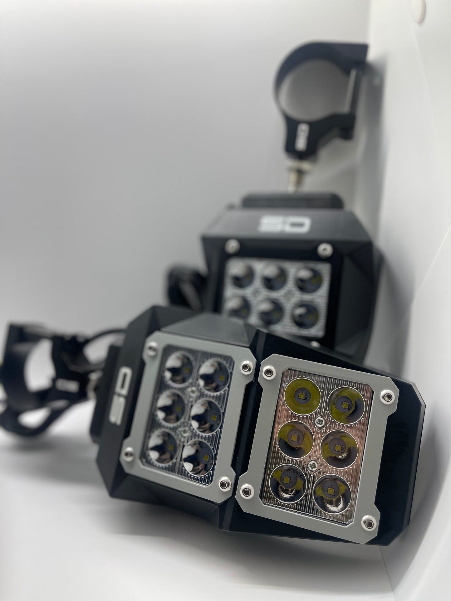 SD 911 Lighted Mirror Set {CAN-AM}