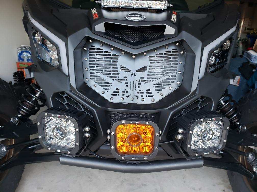 X3 Bulk Head with 3 RG-5LR Pod Lights {CAN-AM}